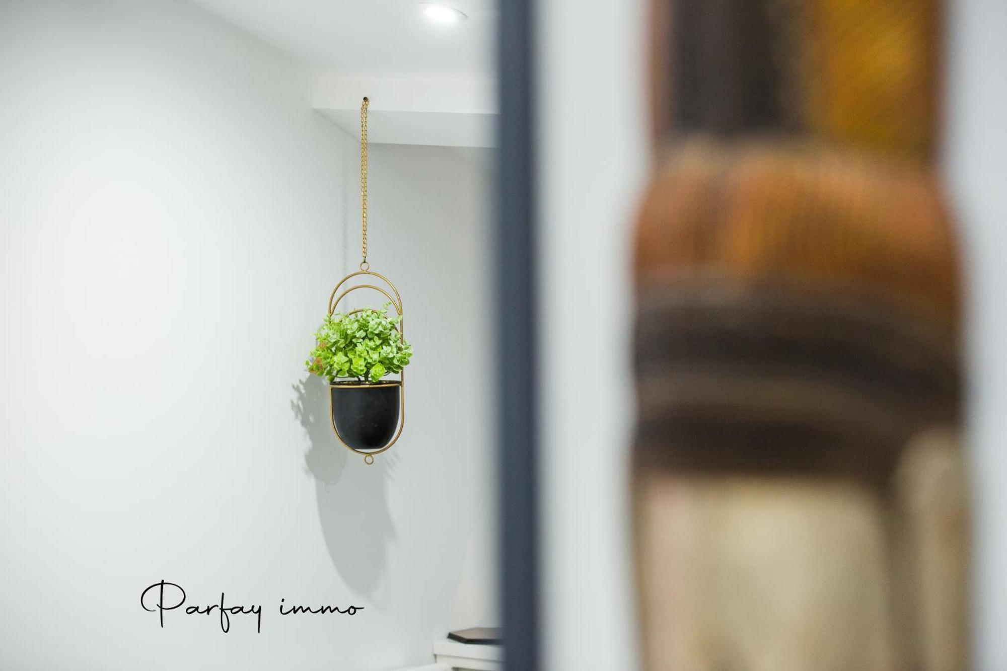 Agreable Et Moderne 2 Pieces ~ Confort Et Design Apartment